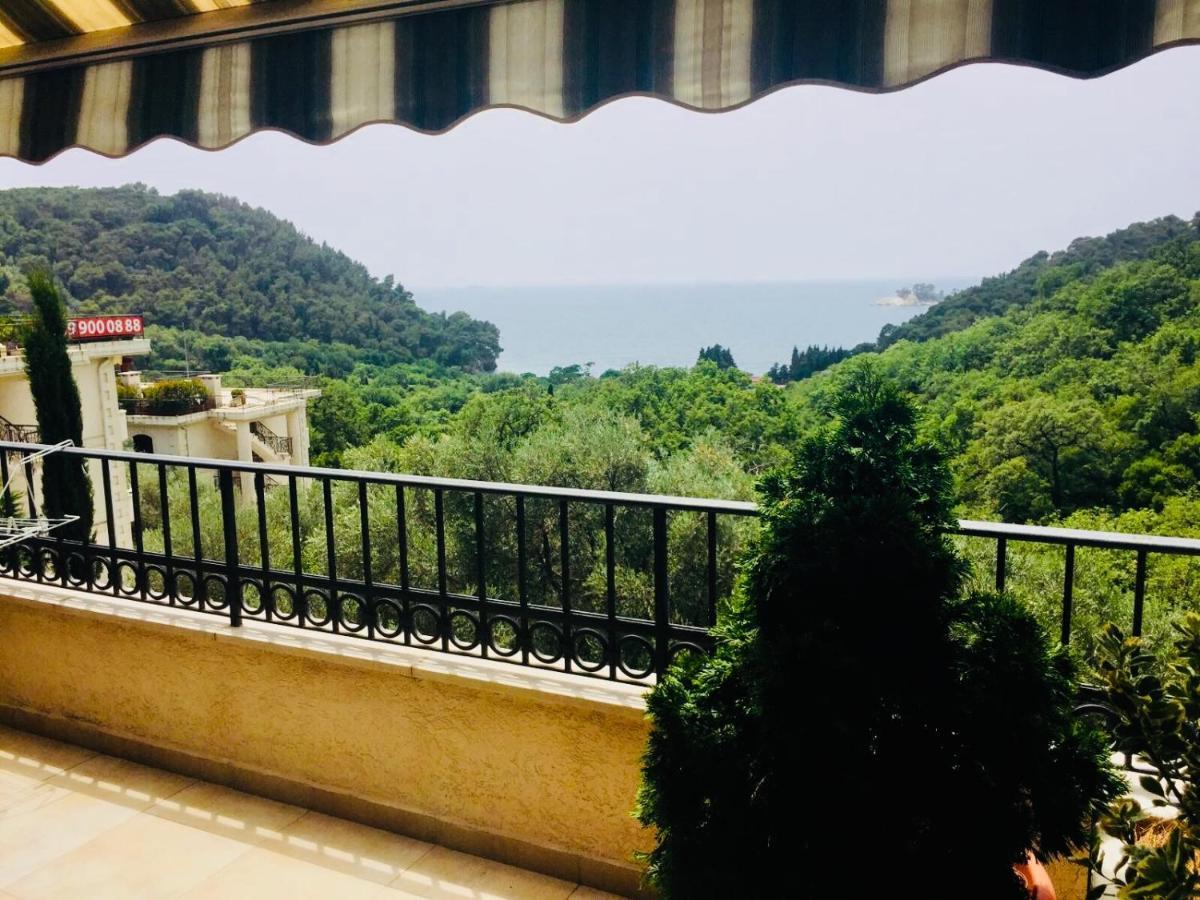 Bay View Apartments Petrovac Екстер'єр фото