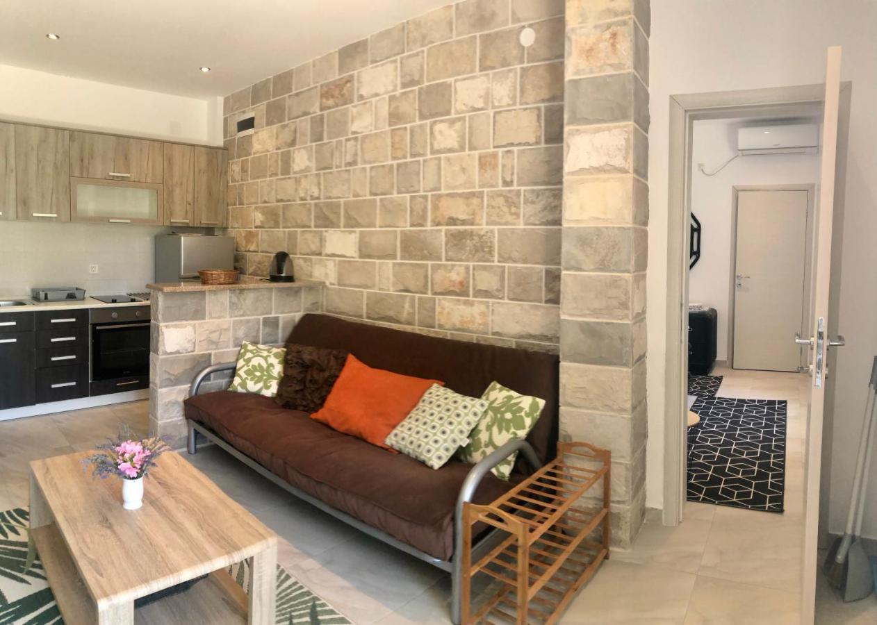 Bay View Apartments Petrovac Екстер'єр фото