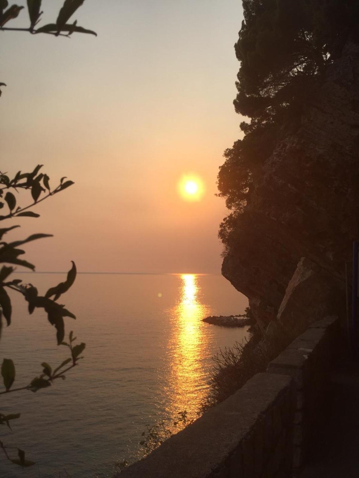Bay View Apartments Petrovac Екстер'єр фото