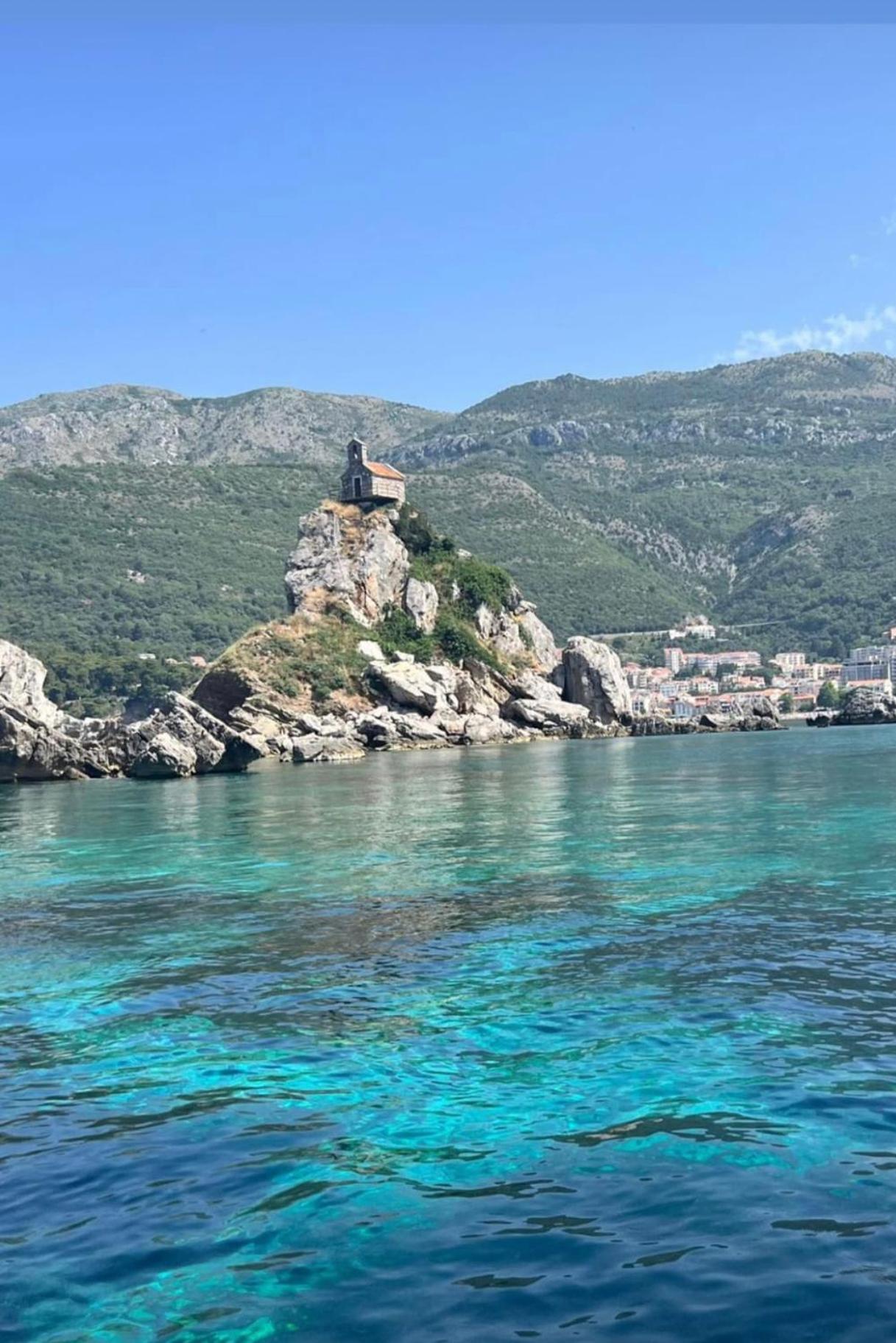 Bay View Apartments Petrovac Екстер'єр фото