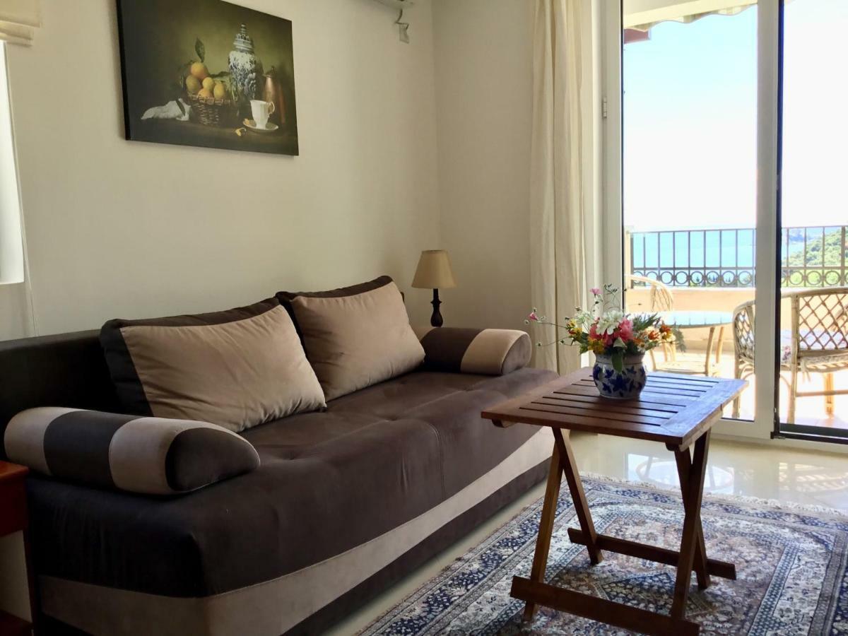 Bay View Apartments Petrovac Екстер'єр фото