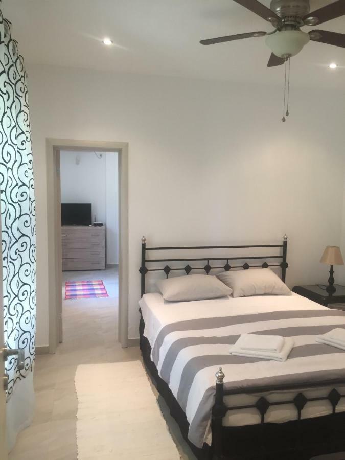 Bay View Apartments Petrovac Екстер'єр фото